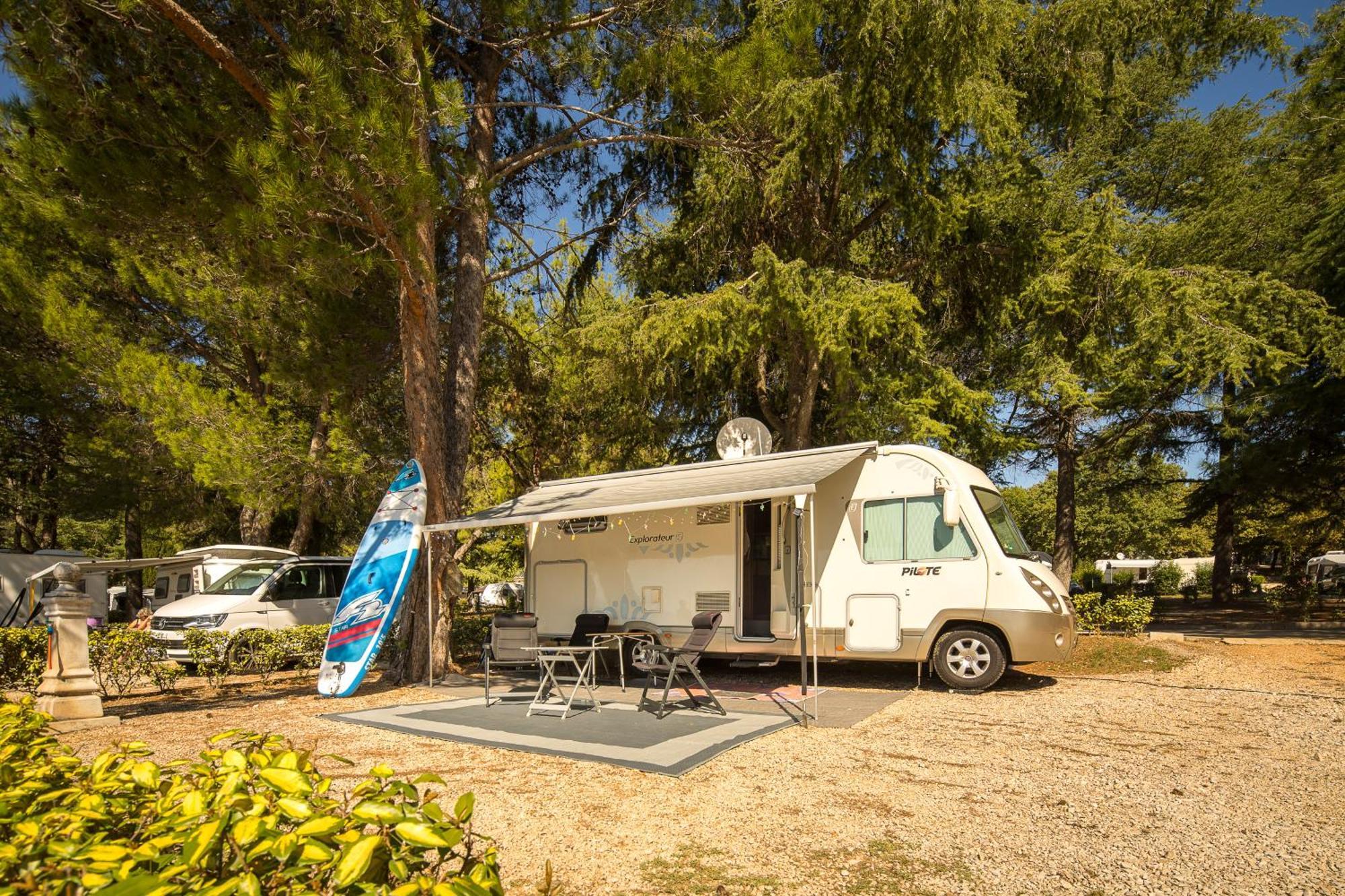 Maistra Camping Valkanela Pitches Фунтана Экстерьер фото